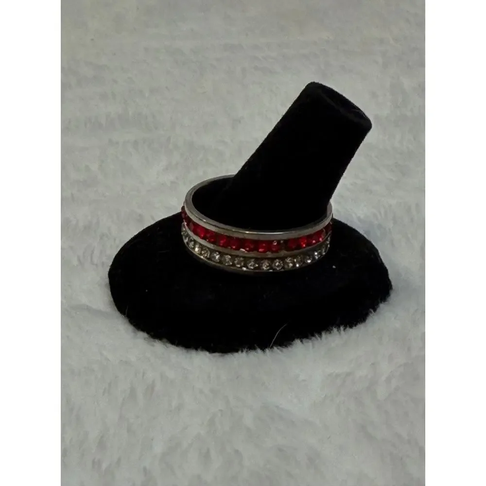 Red + Clear Rhinestone Band – Silver Tone – Size 8
